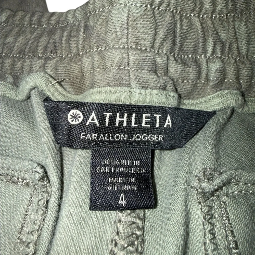 Athleta farallon camo